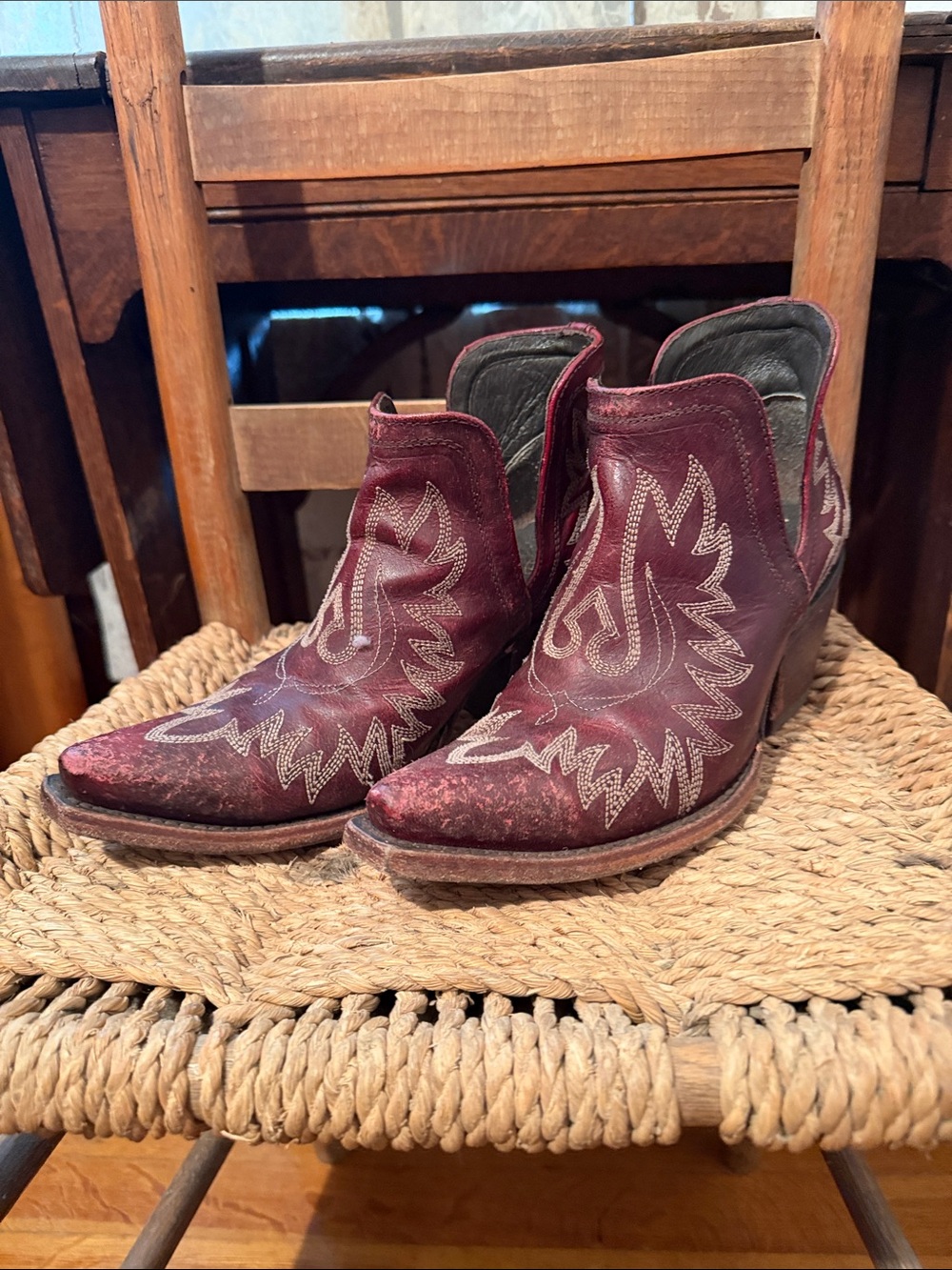 Ariat Dixon booties